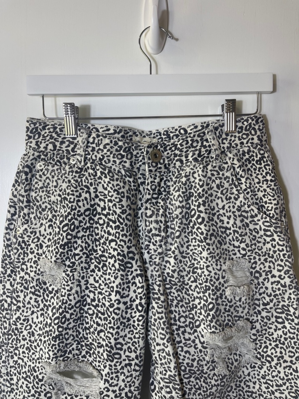 Women's POL Cropped Distressed Leopard Print Wide Leg Cotton Jeans Size Small - Picture 4 of 10